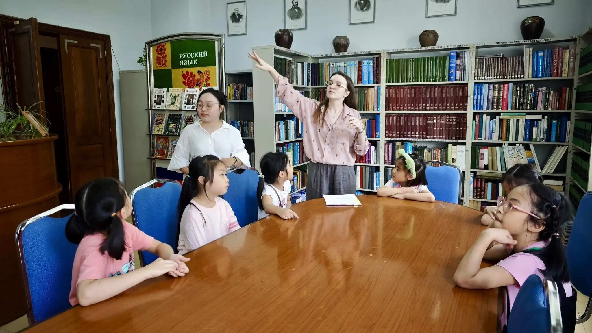 Mùa hè Nga dành cho thiếu nhi Hà Nội chính thức khai mạc 2 mua he nga danh cho thieu nhi ha noi chinh thuc khai mac