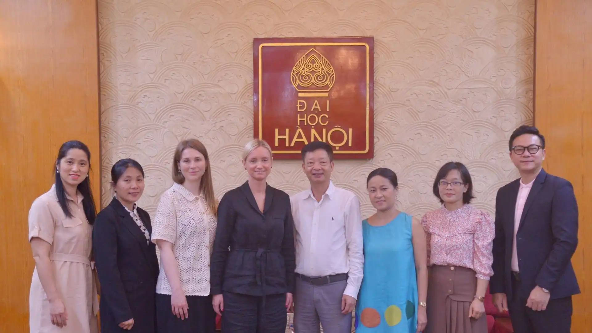 Học viện Kinh tế và Hành chính công RANEPA làm việc tại Trường Đại học Hà Nội 2 hoc vien kinh te va hanh chinh cong ranepa lam viec tai truong dai hoc ha noi