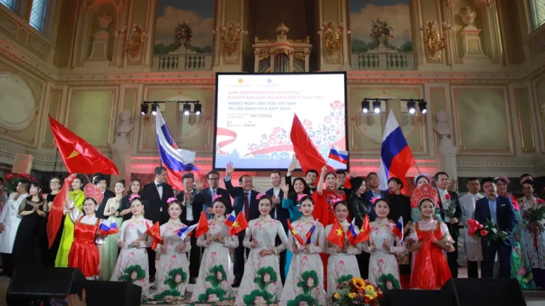nhung ngay van hoa viet nam tai lien bang nga nam 2024 thanh cong ruc ro 2