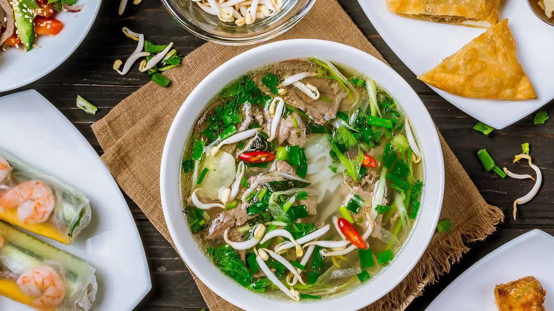 Hương vị Việt trên đất Nga: Hành trình chinh phục trái tim và vị giác 2 huong vi viet tren dat nga hanh trinh chinh phuc trai tim va vi giac