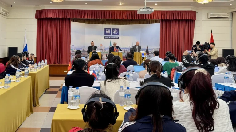 viet nam la doi tac dac biet cua nga trong linh vuc giao duc