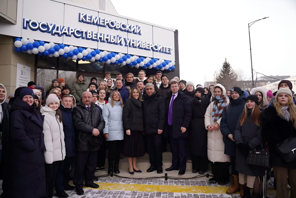 Đại học quốc gia Kemerovo khai trương tòa giảng đường và khu ký túc mới 1 dai hoc quoc gia kemerovo khai truong toa giang duong va khu ky tuc moi