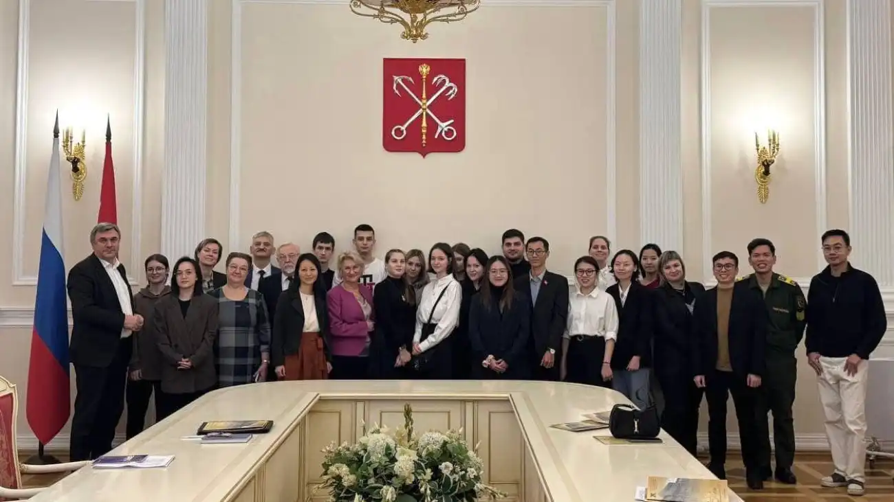 Gặp mặt sinh viên Y khoa Việt – Nga tại thành phố Saint Petersburg 2 gap mat sinh vien y khoa viet nga tai thanh pho saint petersburg