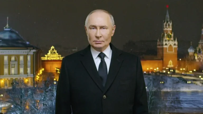 thong diep cua tong thong vladimir putin chuc mung nam moi 2025