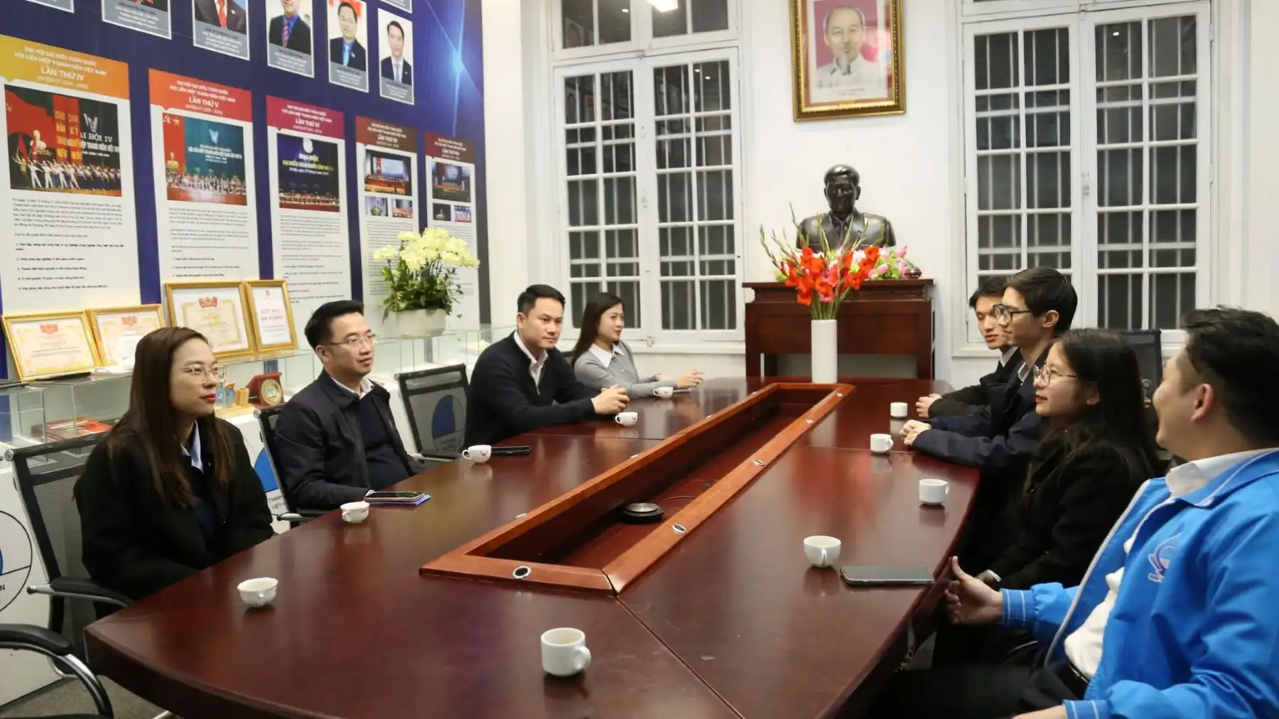 Phát huy vai trò cầu nối và hỗ trợ cộng đồng người Việt tại Nga 2 phat huy vai tro cau noi va ho tro cong dong nguoi viet tai nga