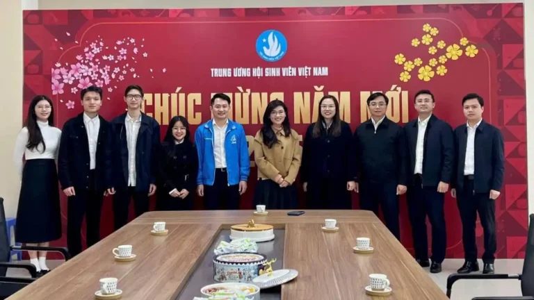 Thăm và làm việc đầu năm với Trung ương Hội Sinh viên Việt Nam 11 tham va lam viec dau nam voi trung uong hoi sinh vien viet nam