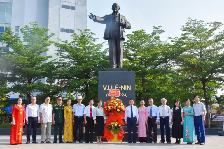 Hội Hữu nghị Việt - Nga tỉnh Nghệ An kỷ niệm 155 năm ngày sinh Lenin 1 hoi huu nghi viet nga tinh nghe an ky niem 155 nam ngay sinh lenin