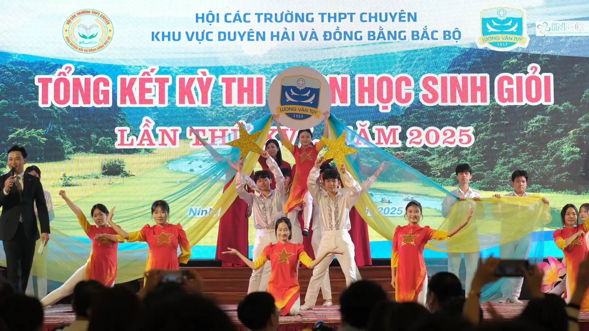 tong ket ky thi hoc sinh gioi vung duyen hai va dong bang bac bo 2025