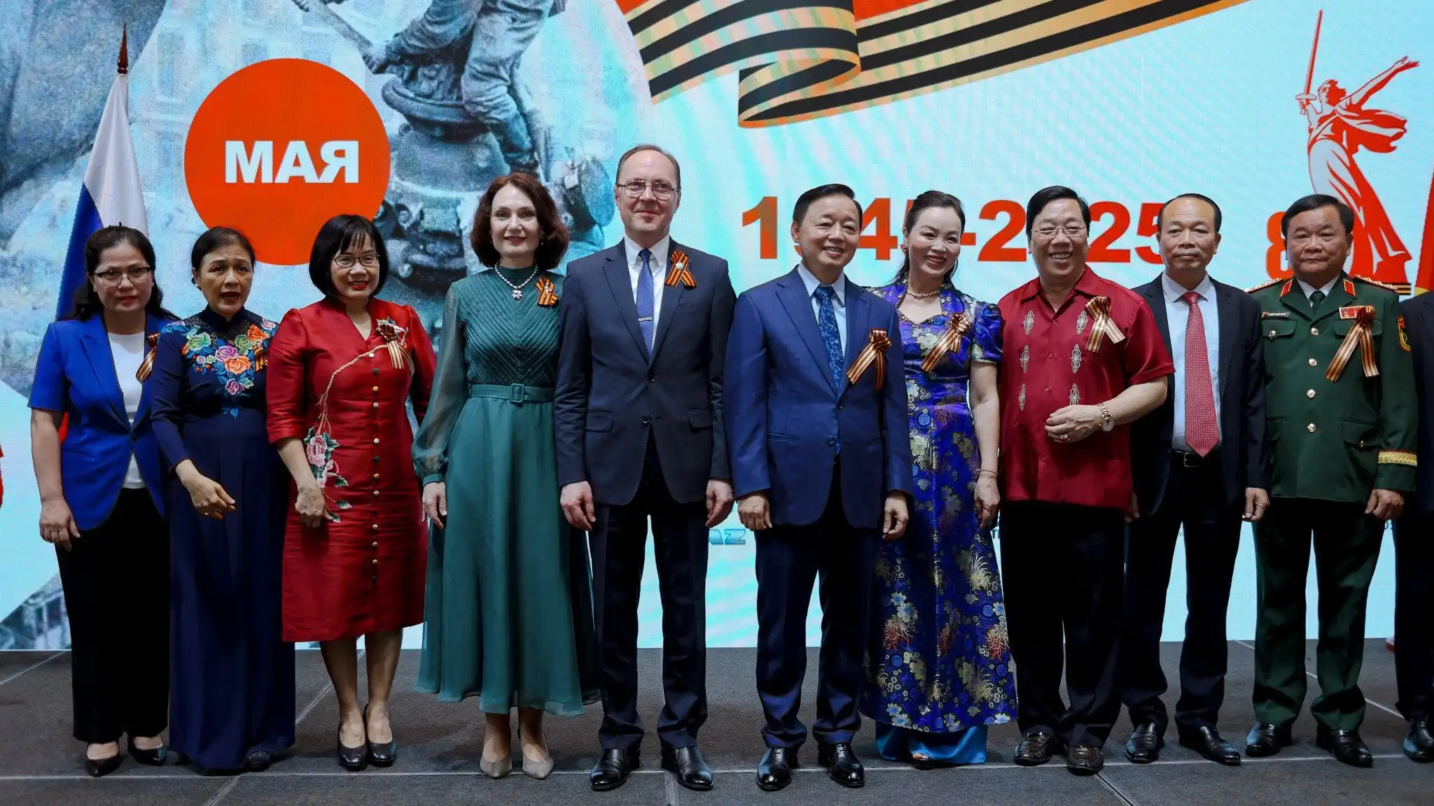 dai su quan lien bang nga chieu dai mung 80 nam ngay chien thang