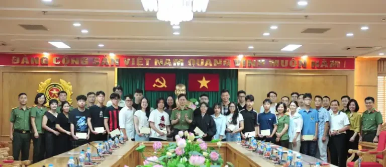 hanh trinh nghia tinh dua con liet si thuong binh tham quan nga