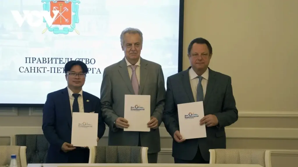 Cộng đồng người Việt gia nhập “Đại gia đình các dân tộc” Saint Petersburg 1 cong dong nguoi viet gia nhap dai gia dinh cac dan toc saint petersburg