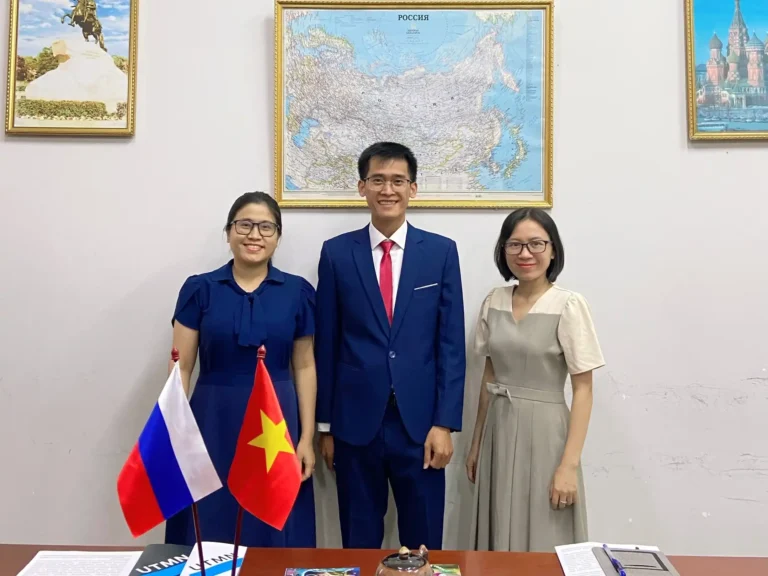 Du học sinh kết nối hợp tác giữa Đại học Tyumen và Đại học Đà Nẵng 1 du hoc sinh ket noi hop tac giua dai hoc tyumen va dai hoc da nang
