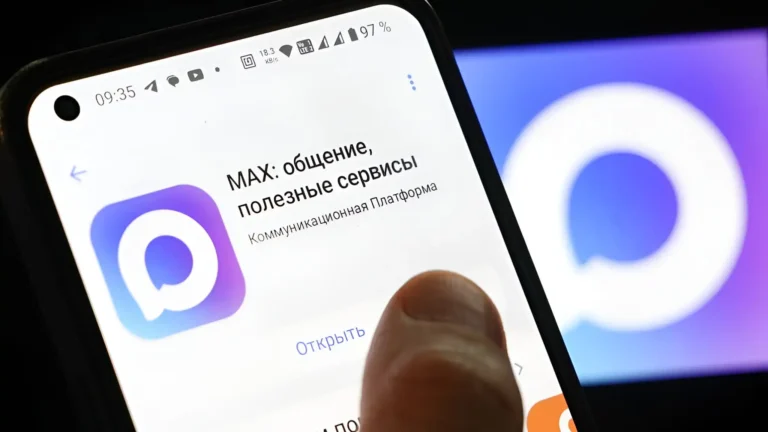 Nga bắt buộc cài apps nhắn tin quốc gia Max trên smartphone mới 10 nga bat buoc cai apps nhan tin quoc gia max tren smartphone moi