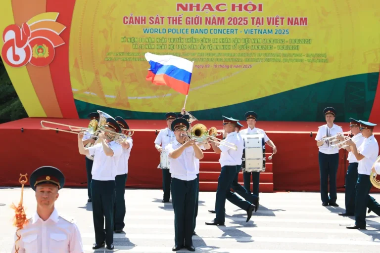 Nga cử đoàn tham dự Nhạc hội Cảnh sát thế giới 2025 tại Hà Nội 1 nga cu doan tham du nhac hoi canh sat the gioi 2025 tai ha noi