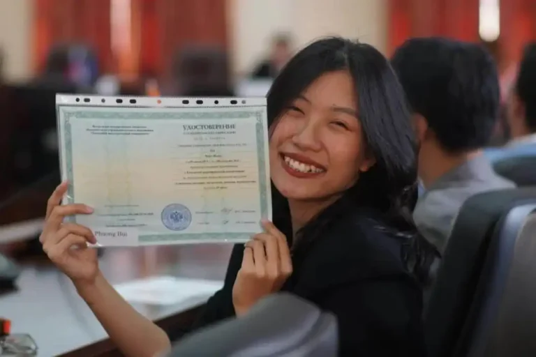 sinh vien viet nam giao luu khoa hoc va van hoa tai tyumen