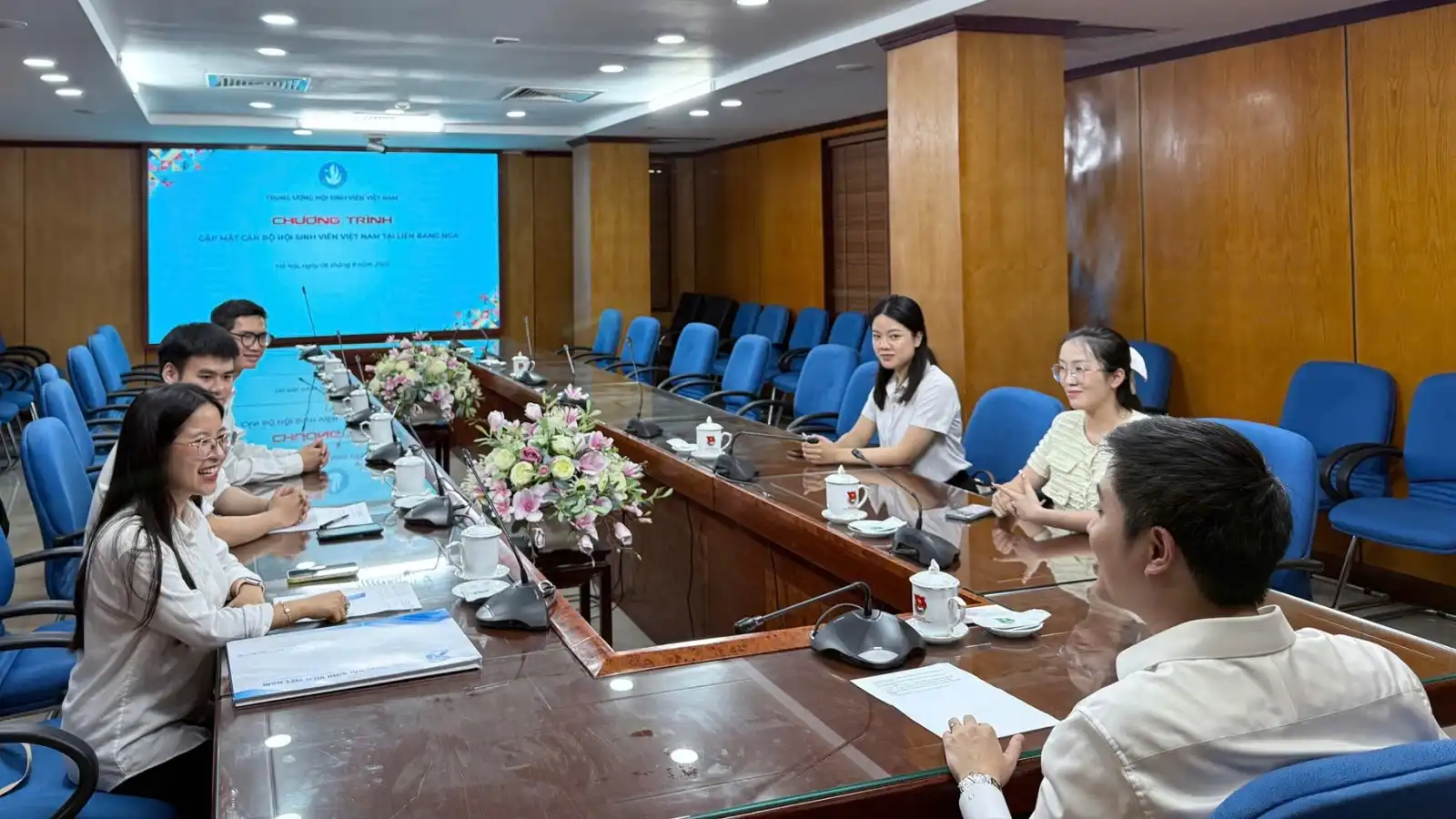 Trung ương Hội Sinh viên Việt Nam tiếp Hội Sinh viên Việt Nam tại Nga 2 trung uong hoi sinh vien viet nam tiep hoi sinh vien viet nam tai nga