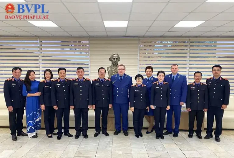 Khai giảng Lớp bồi dưỡng nghiệp vụ Kiểm sát cho cán bộ tại Nga 12 khai giang lop boi duong nghiep vu kiem sat cho can bo tai nga