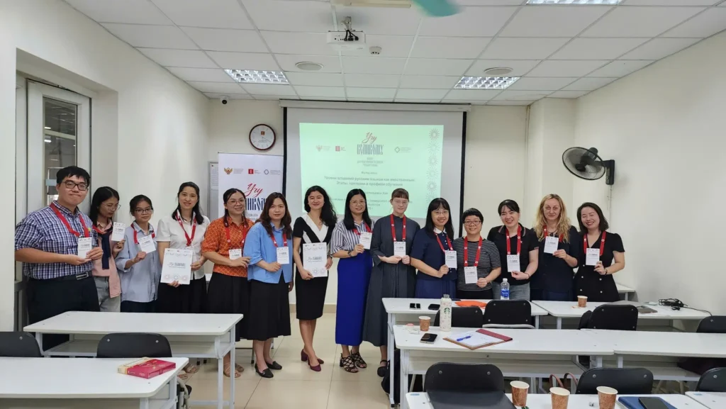 Khóa học “Tôi dạy điều vĩ đại” khép lại với nhiều dấu ấn sâu sắc 1 khoa hoc toi day dieu vi dai khep lai voi nhieu dau an sau sac