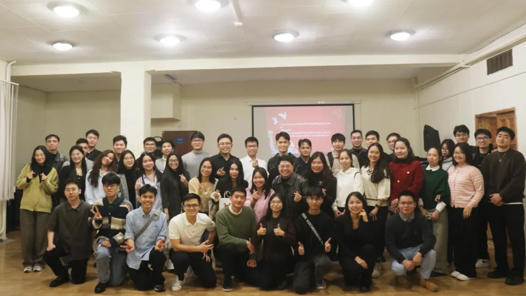 Hội thảo chuyên đề về hành trình trở thành Đảng viên tại Đại học RUDN 1 hoi thao chuyen de ve hanh trinh tro thanh dang vien tai dai hoc rudn