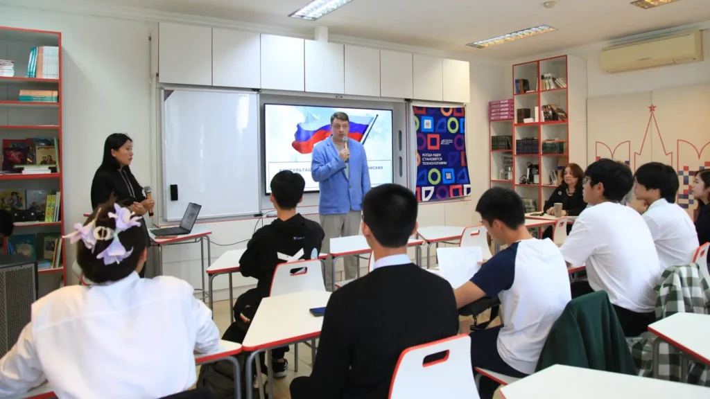Công tác chuẩn bị cho Kỳ thi Olympic tiếng nga tại Việt Nam 1 cong tac chuan bi cho ky thi olympic tieng nga tai viet nam