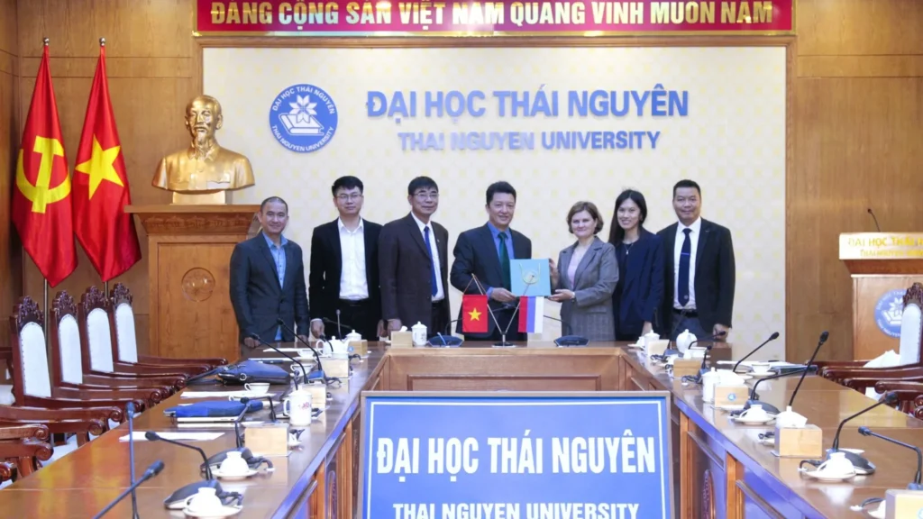 dai hoc bach khoa tomsk cong tac tai dai hoc thai nguyen 1