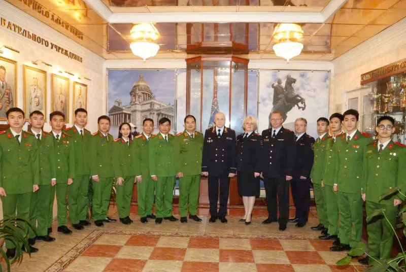 Hợp tác với Đại học Saint Petersburg thuộc Bộ Nội vụ Liên bang Nga 1 hop tac voi dai hoc saint petersburg thuoc bo noi vu lien bang nga 2