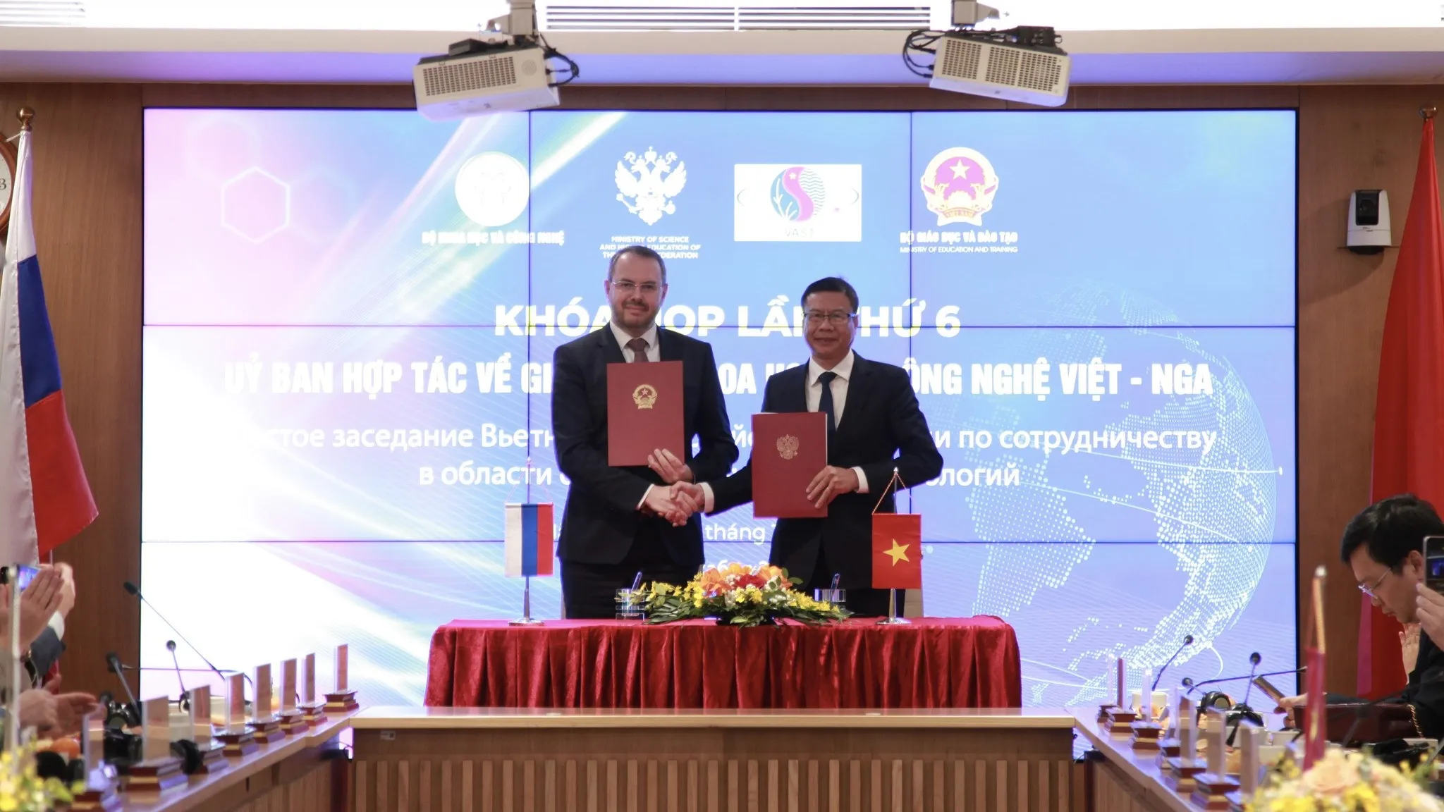 Khóa họp Ủy ban hợp tác về Giáo dục, Khoa học và Công nghệ Việt Nga 2 khoa hop uy ban hop tac ve giao duc khoa hoc va cong nghe viet nga 1
