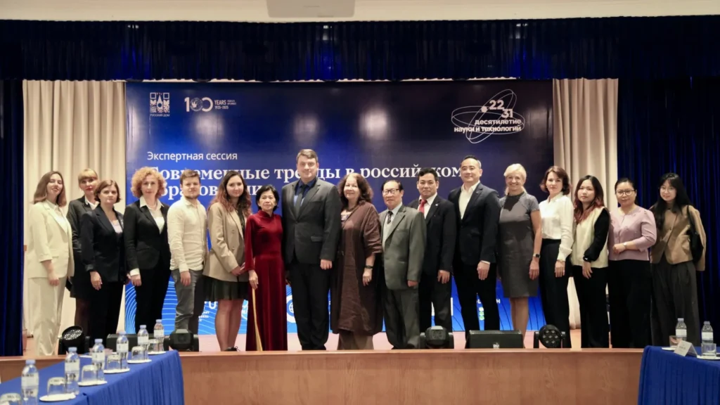 thao luan chuyen gia ve xu huong hien dai trong giao duc nga tai ha noi 2