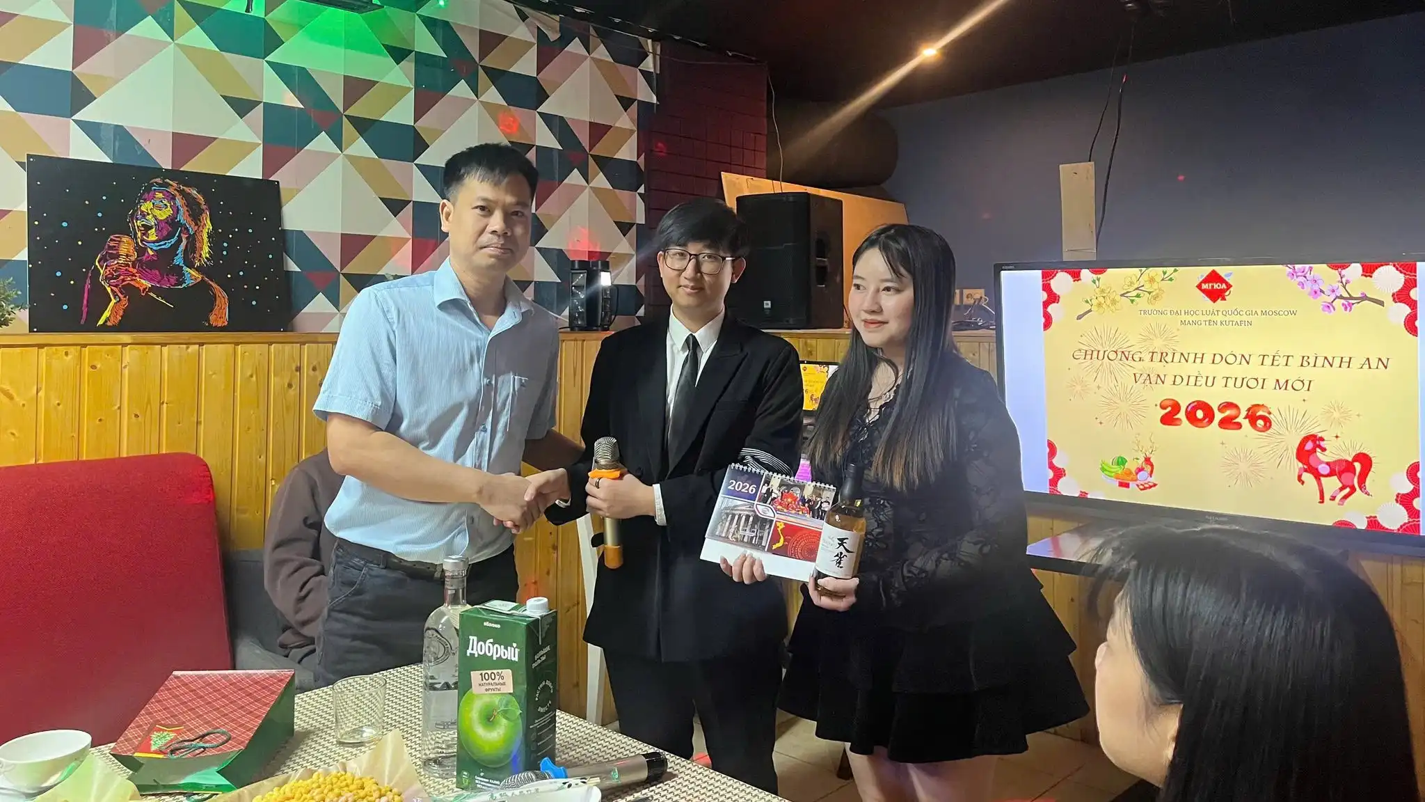Chương trình Chào Xuân 2026 của sinh viên Đại học Luật Kutafin 2 chuong trinh chao xuan 2026 cua sinh vien dai hoc luat kutafin 1