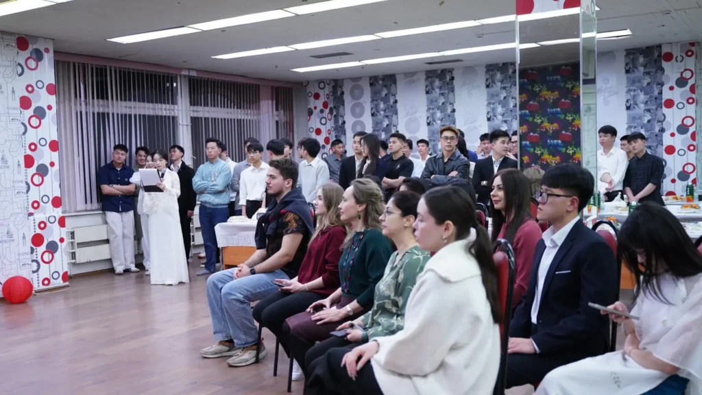 ma dao thanh cong xuan tron hanh phuc tai dai hoc hang khong moskva 1