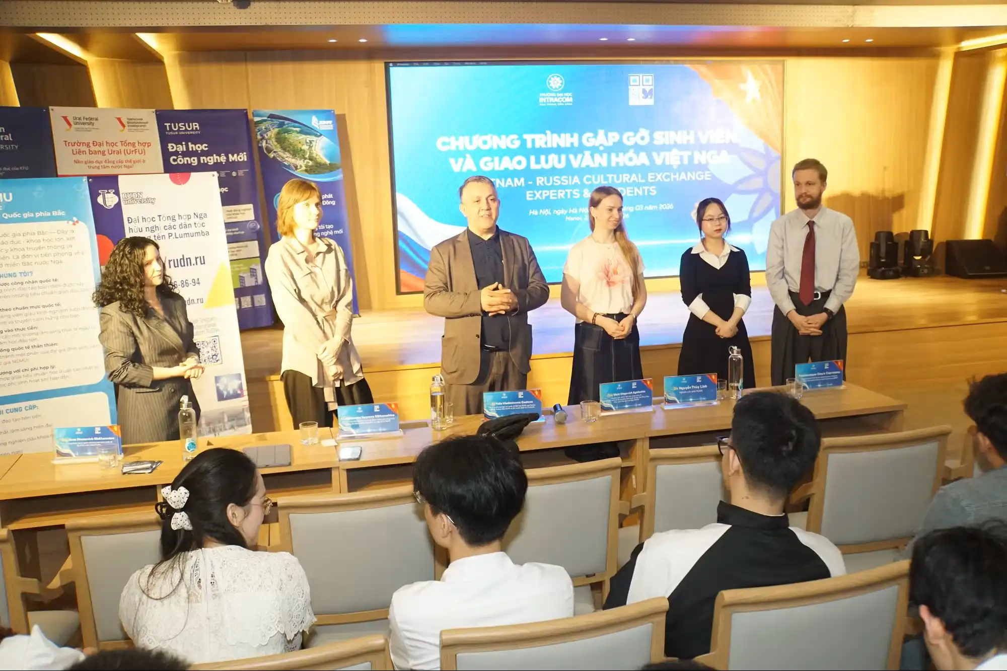Đại học Intracom tăng cường hợp tác với các trường đại học Nga 2 dai hoc intracom tang cuong hop tac voi cac truong dai hoc nga