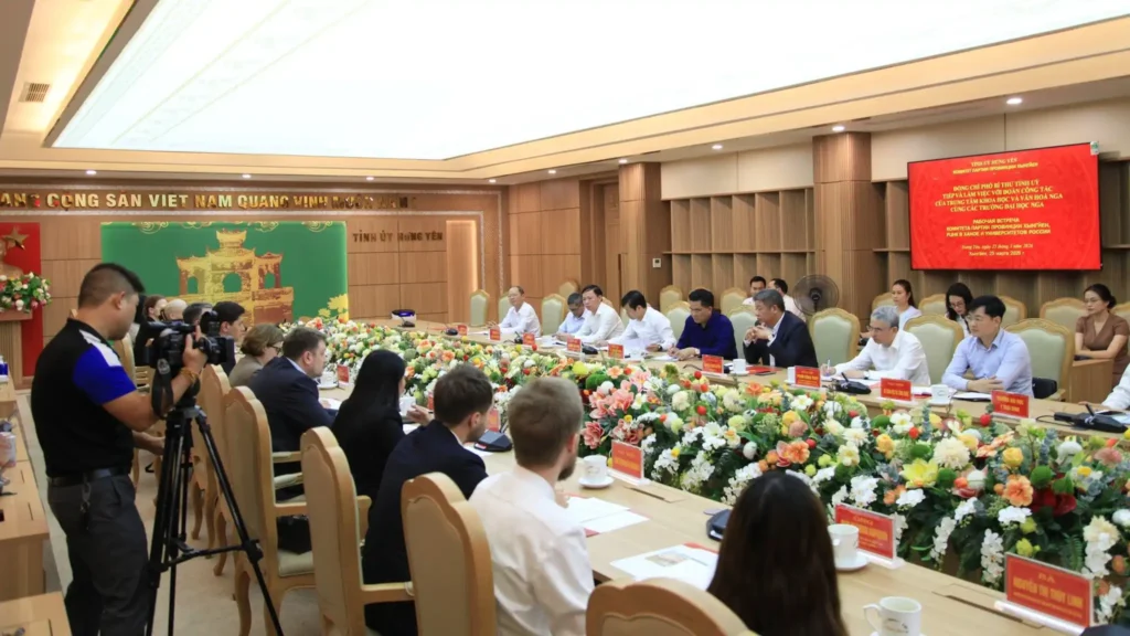 hung yen thuc day hop tac giao duc voi cac truong dai hoc nga