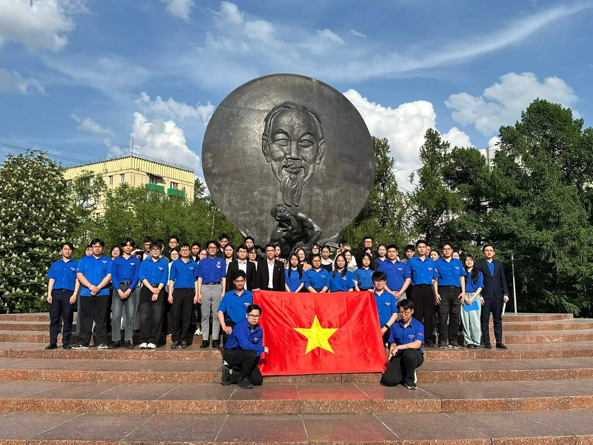 chi bo dau khi gubkin dang hoa va sinh hoat chuyen de tai nga 1