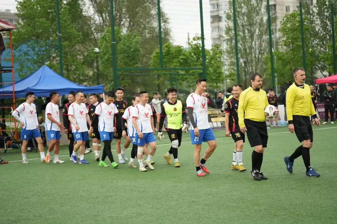 Giải bóng đá Lão tướng Moscow 2026 gắn kết cộng đồng người Việt 3 giai bong da lao tuong moscow 2026 gan ket cong dong nguoi viet 2