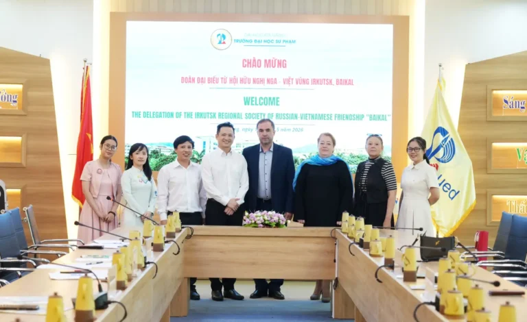 Trường Đại học Sư phạm Đà Nẵng hợp tác với Hội Hữu nghị Nga - Việt 8 truong dai hoc su pham da nang hop tac voi hoi huu nghi nga viet