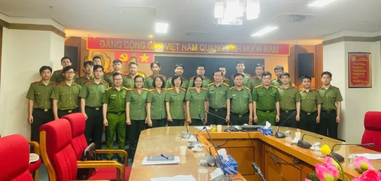 Bộ Công an biểu dương 18 học viên tốt nghiệp xuất sắc tại Nga 6 bo cong an bieu duong 18 hoc vien tot nghiep xuat sac tai nga