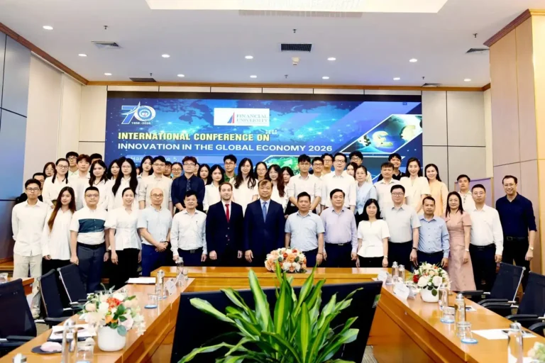 dai hoc kinh te quoc dan va dai hoc tai chinh nga to chuc hoi thao quoc te 2