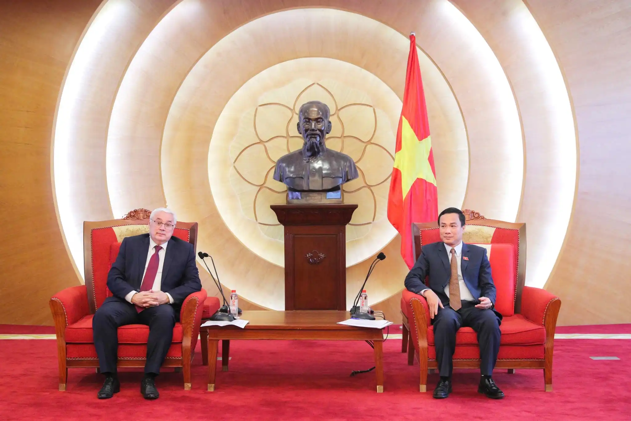 uy ban van hoa va xa hoi tiep doan dai hoc nang luong moscow 2