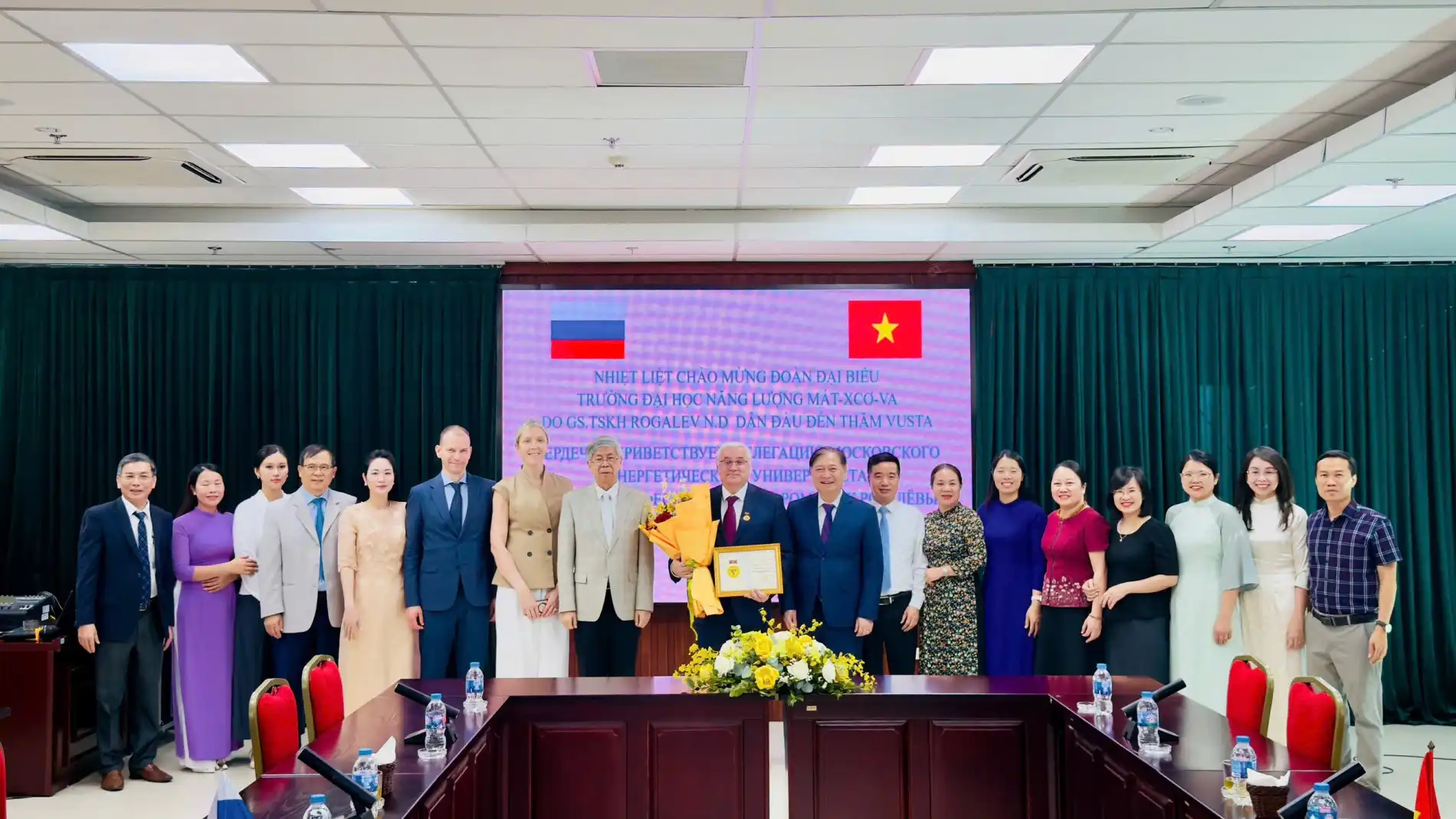 vusta mo rong hop tac voi dai hoc nang luong moskva mpei 3