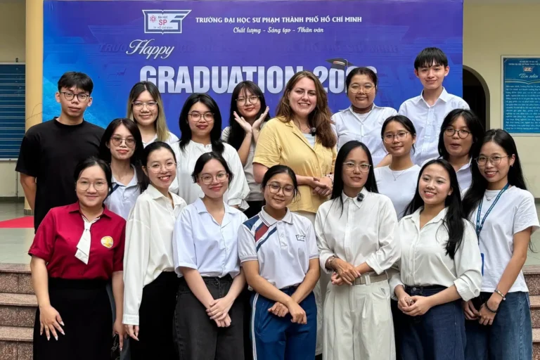 Chuyên gia Viện Pushkin hỗ trợ giảng dạy tiếng Nga tại HCMUE 11 chuyen gia vien pushkin ho tro giang day tieng nga tai hcmue