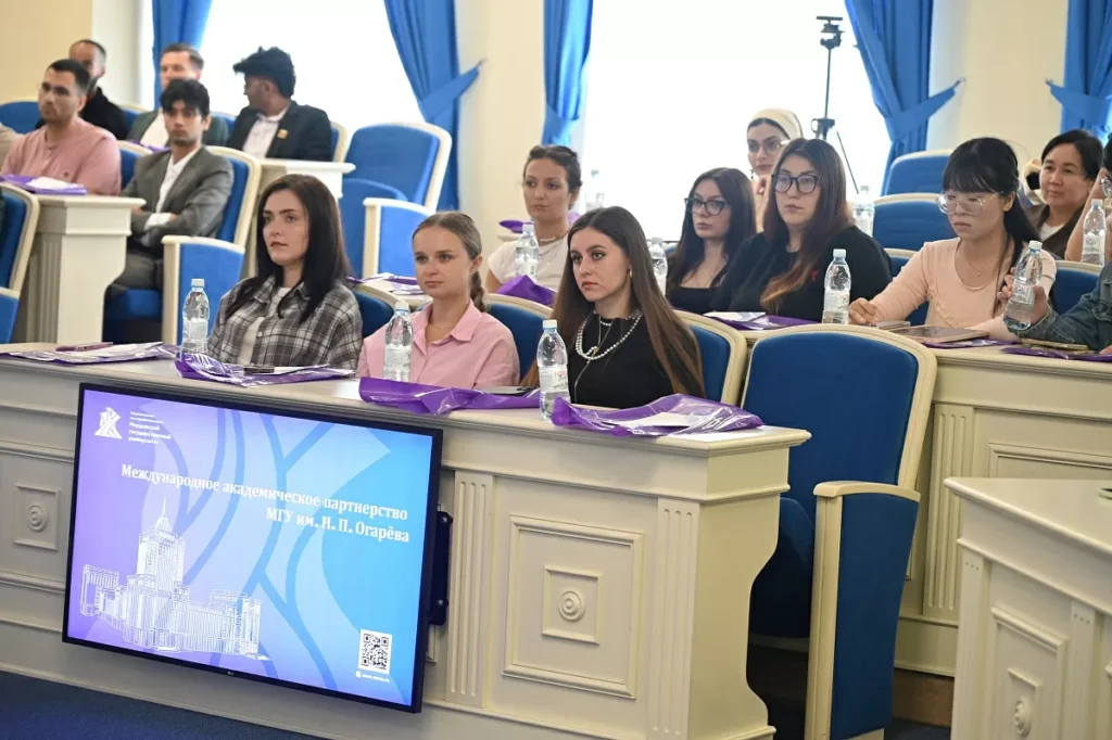Đại học Mordovia chào đón các giảng viên và nhà nghiên cứu quốc tế 1 dai hoc mordovia chao don cac giang vien va nha nghien cuu quoc te