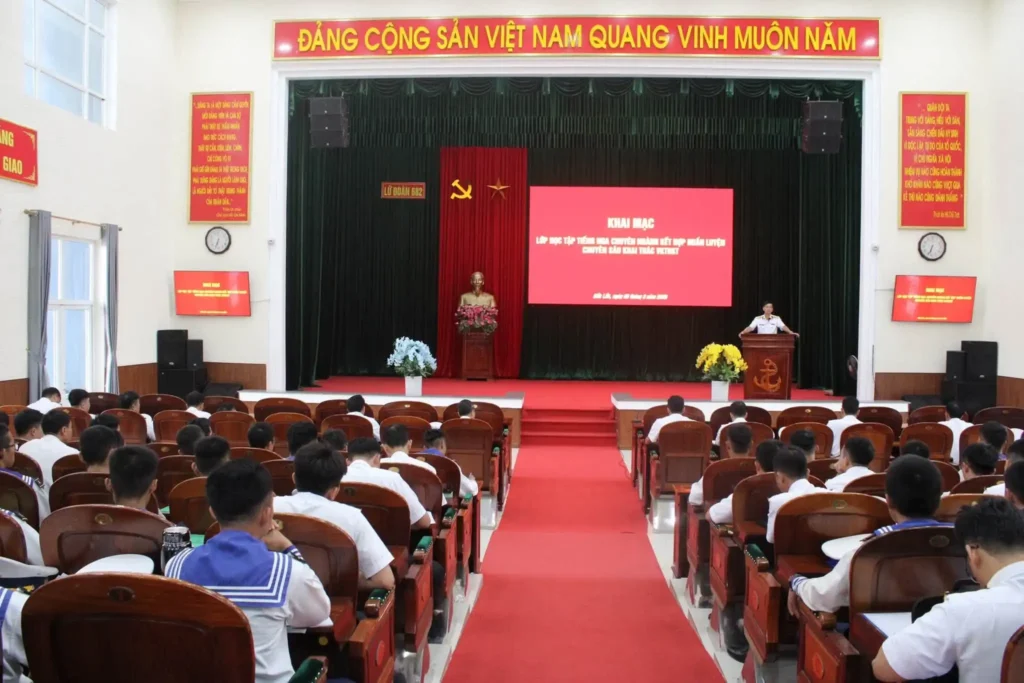 Lữ đoàn 682 mở lớp tiếng Nga chuyên ngành cho cán bộ kỹ thuật 1 lu doan 682 mo lop tieng nga chuyen nganh cho can bo ky thuat