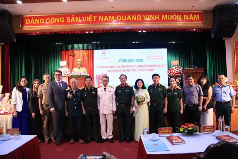 Ra mắt cuốn sách tri ân Quân nhân Liên Xô từng hỗ trợ Việt Nam 23 ra mat cuon sach tri an quan nhan lien xo tung ho tro viet nam 2