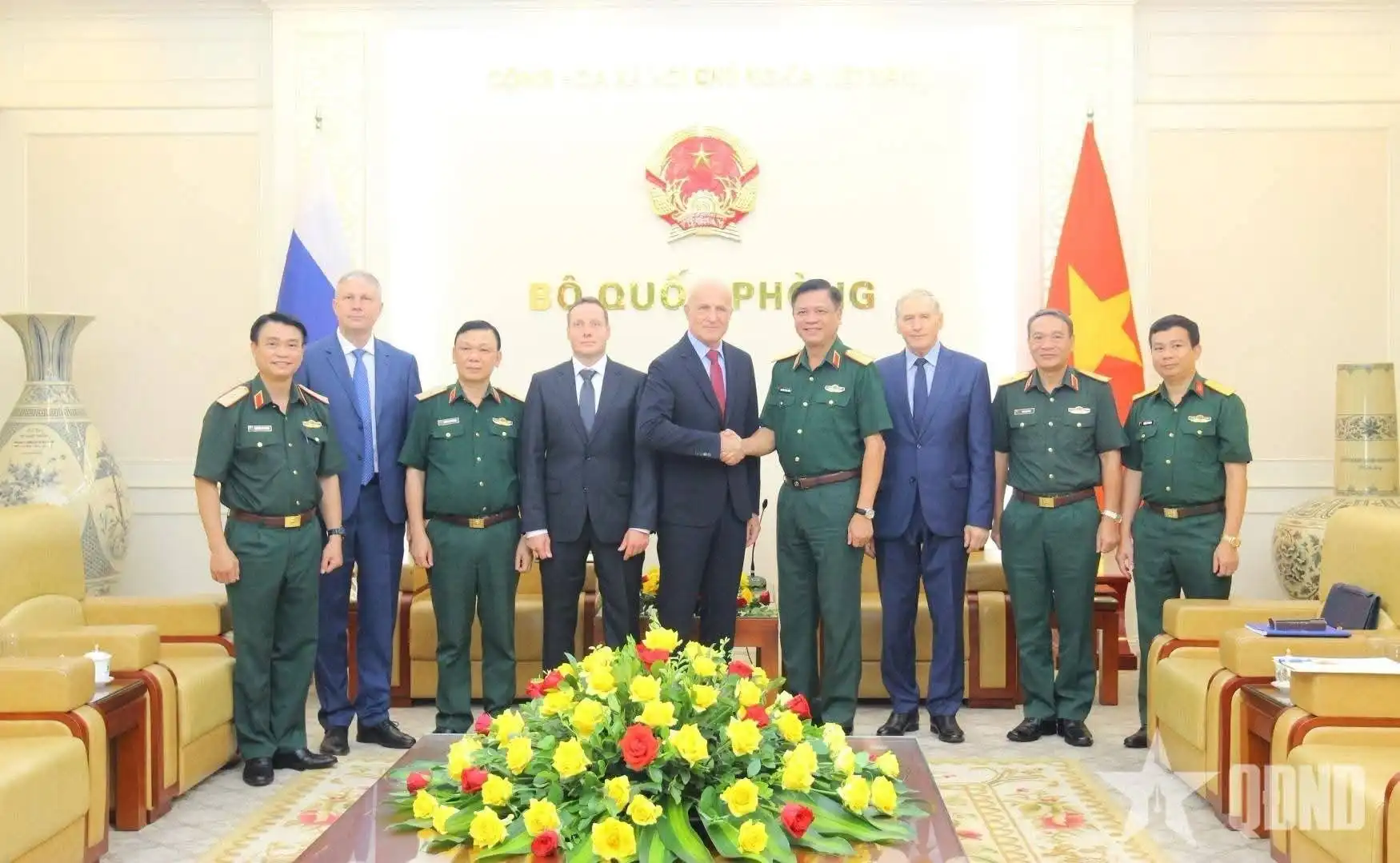 bo quoc phong hop tac voi vien khoa hoc duoc lieu va tinh dau nga
