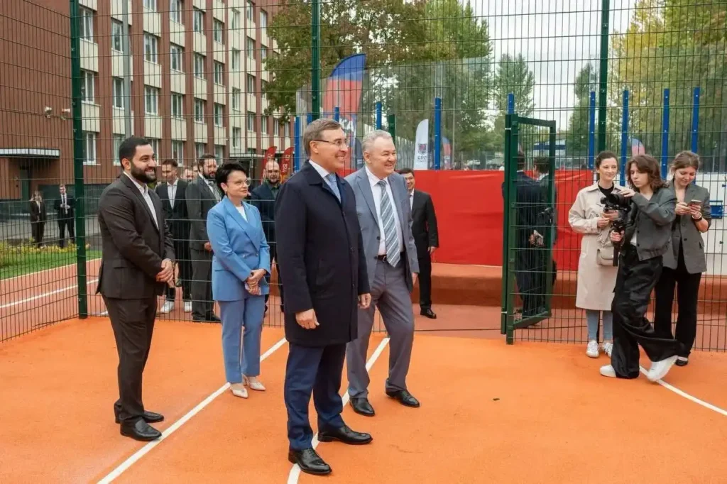 dai hoc luat kutafin mo lai co so dao tao sau nang cap tai moskva