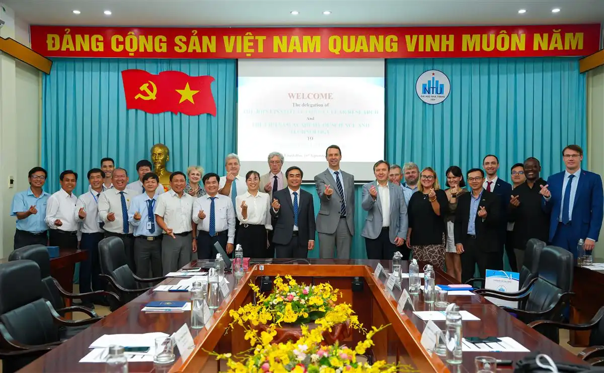 Đại học Nha Trang và JINR trao đổi hợp tác đào tạo nhân lực hạt nhân 2 dai hoc nha trang va jinr trao doi hop tac dao tao nhan luc hat nhan