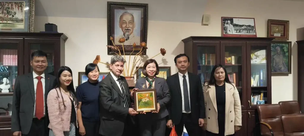 hoc vien bao chi va tuyen truyen tham vien ho chi minh tai nga
