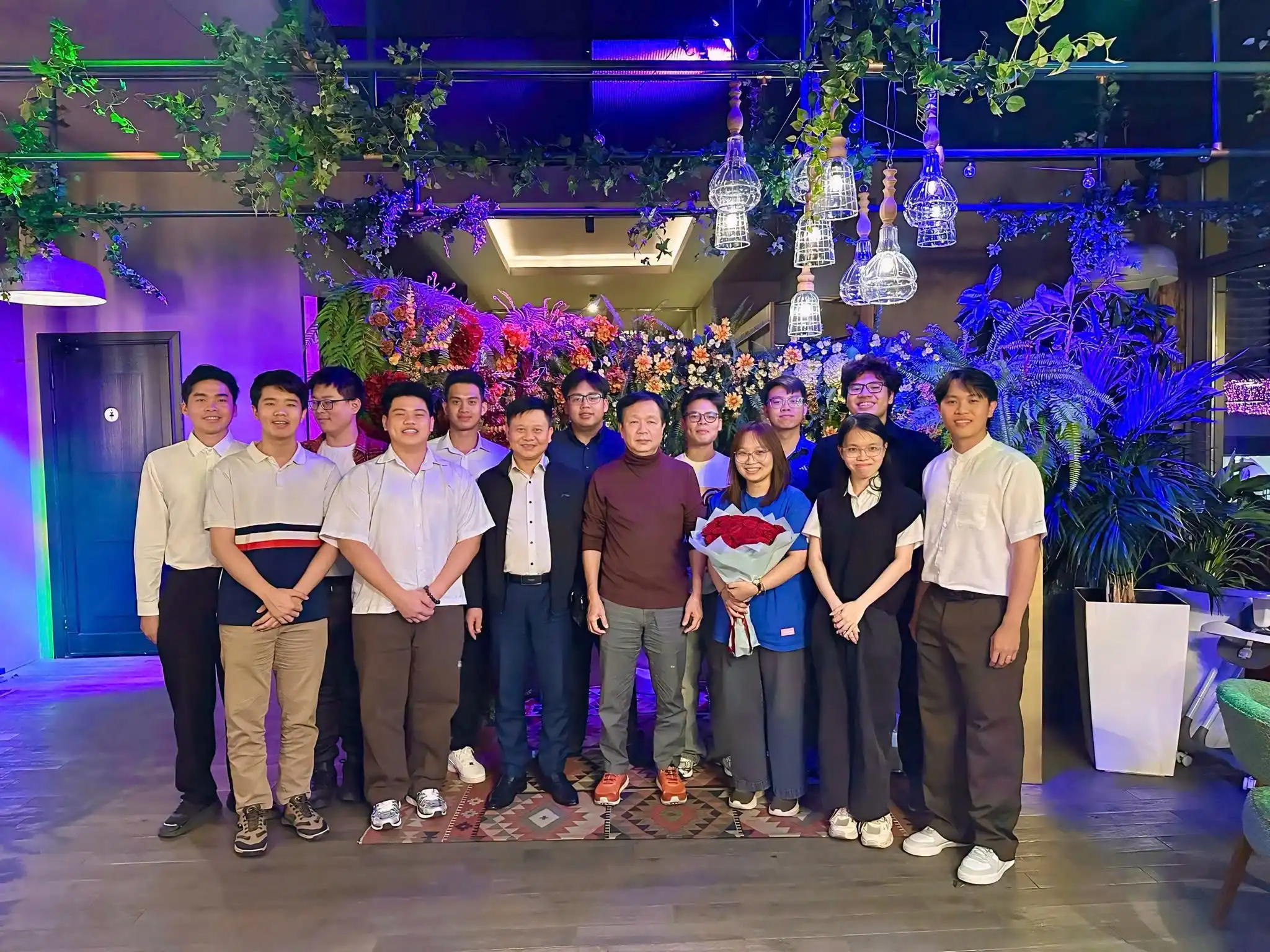 lanh dao vietsovpetro gap sinh vien viet tai dai hoc dau khi gubkin