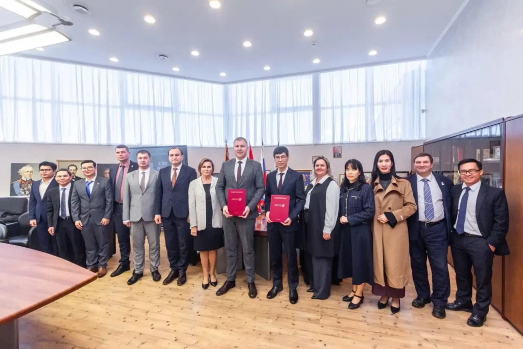 PTIT và Đại học Viễn thông Saint Petersburg ký Biên bản ghi nhớ hợp tác 1 ptit va dai hoc vien thong saint petersburg ky bien ban ghi nho hop tac 2