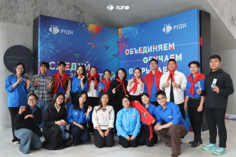 Sinh viên Việt Nam tại RUDN tìm về những dấu ấn lịch sử ở Moskva 1 sinh vien viet nam tai rudn tim ve nhung dau an lich su o moskva